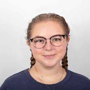 Meet your Posher, Sarah beth